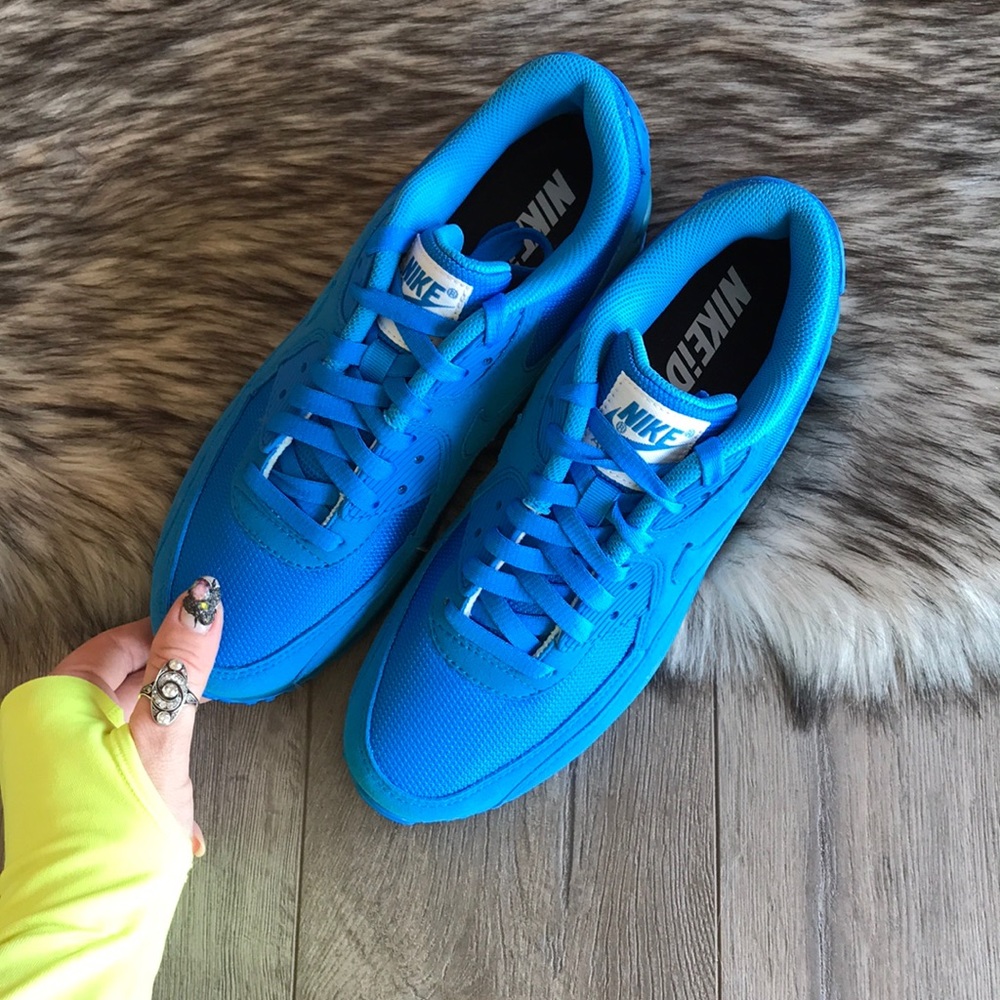 NWT🦋Nike ID Air Max Triple Blue Custom - Picture 5 of 8